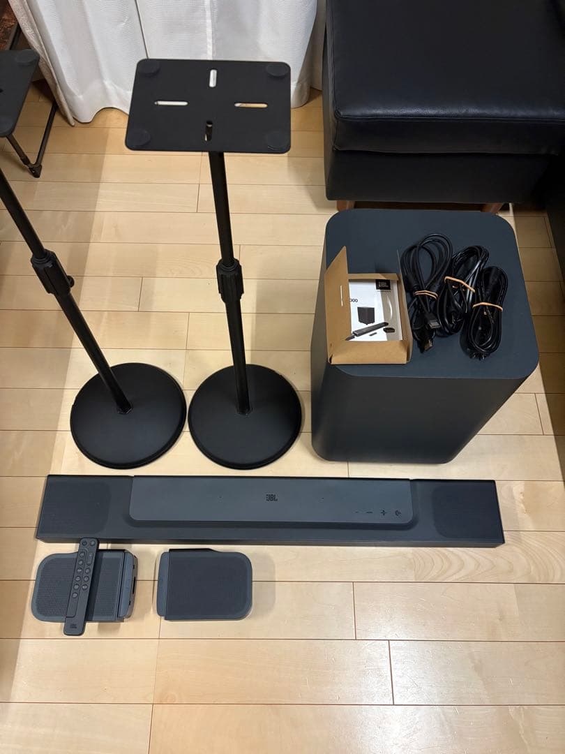 【25年7月購入】JBL BAR 1000 サウンドバー オーディオ スピーカー Amazon.co.jp: JBL BAR 1000 サウンドバー/7.1.4ch完全ワイヤレス